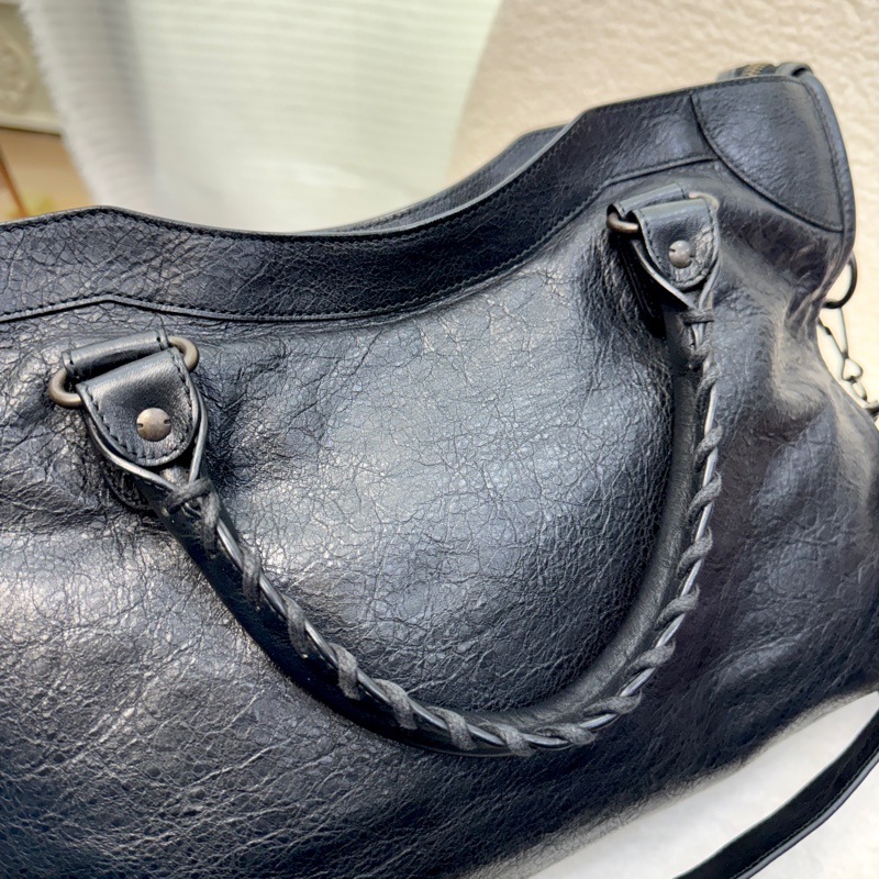 Balenciaga 巴黎世家黑色牛皮 Le City中號機車包 黑金釦手提斜背包-18