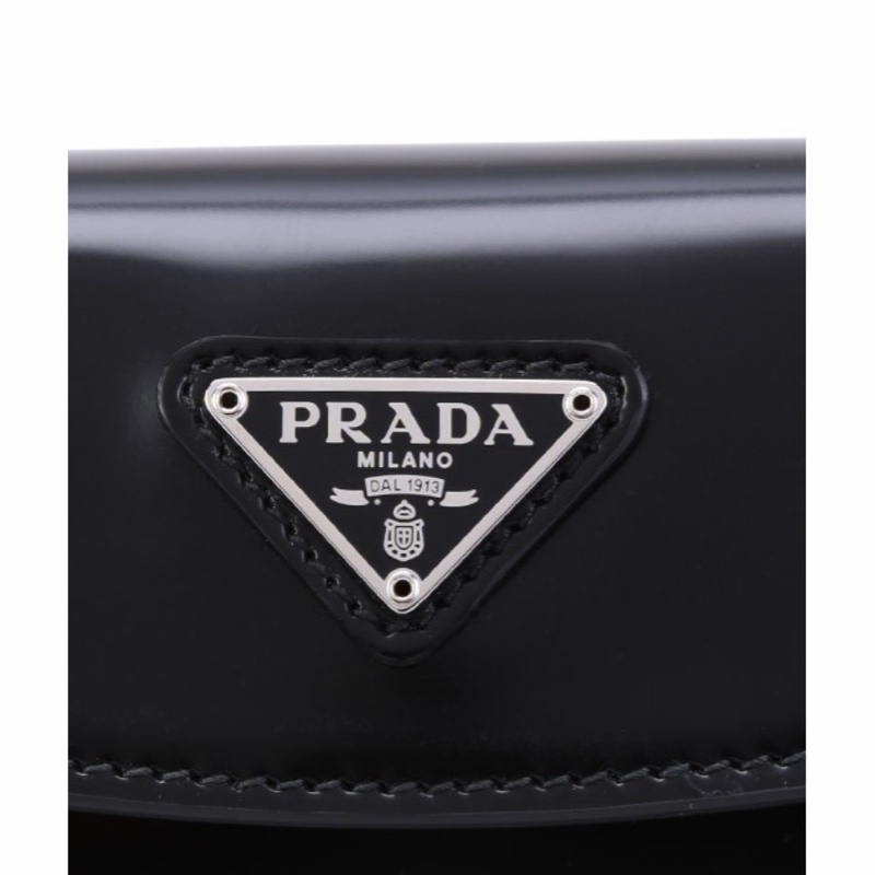Prada 女士 Cleo 亮面皮革迷你徽標單肩包均碼碼MINI、17 X 3 X 14.5 CM-3