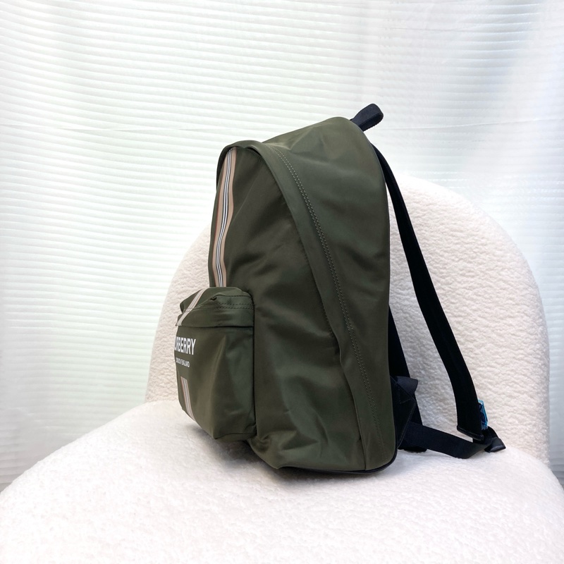 Burberry 巴寶莉綠色尼龍條紋後背包 燙印LOGO雙肩背包 8035765-2