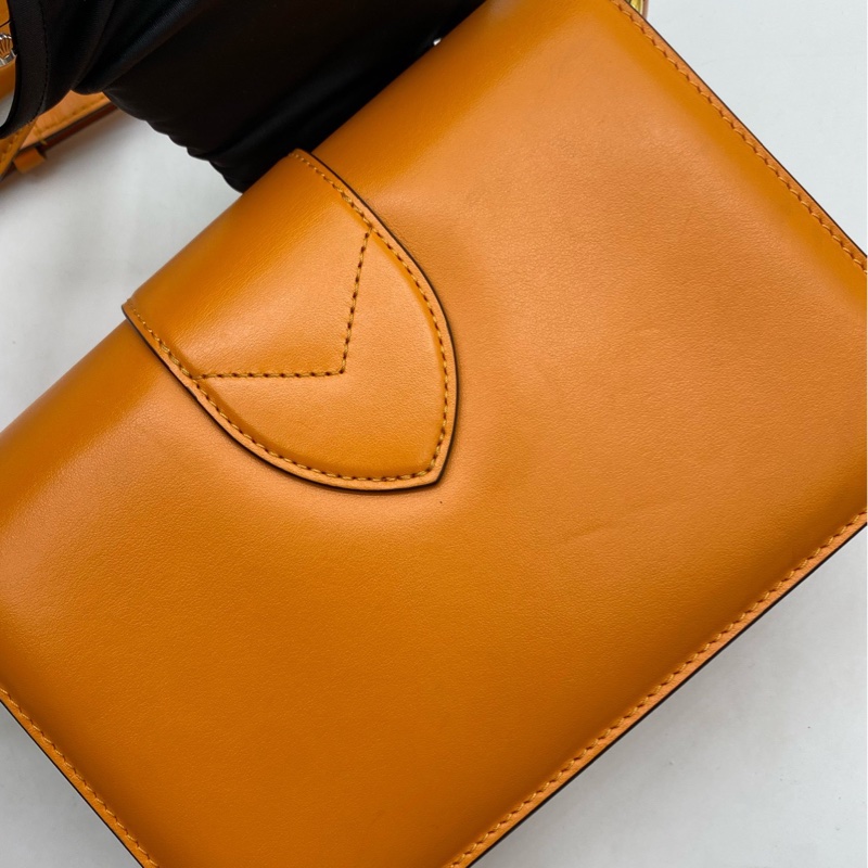 LouisVuitton路易威登 Pont 9芯片款 磨面花卉磁扣 牛皮 手袋單肩-10