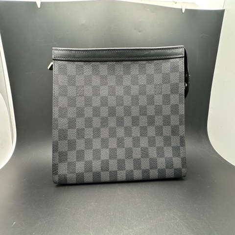 LouisVuitton路易威登黑色棋盤格洗漱包尺寸27*20 無附件