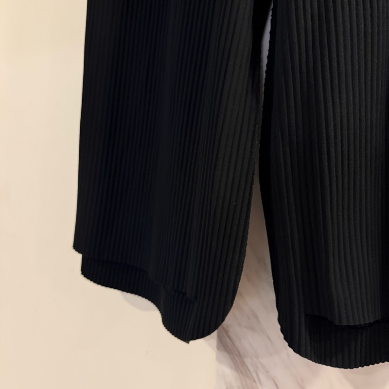 三宅一生 me ISSEY MIYAKE 黑色寬管褲-3