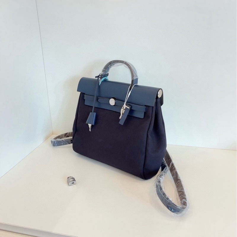✨Hermes herbag31 後背包 包型很好 鎖鑰匙齊全💙-4