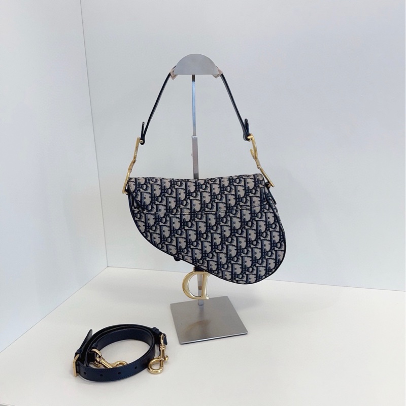 ✨Dior Saddle 刺繡老花馬鞍包 中號 新款細肩帶👑-4