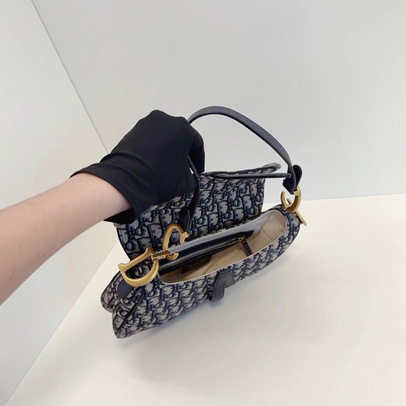 ✨Dior Saddle 刺繡老花馬鞍包 中號 新款細肩帶👑-8