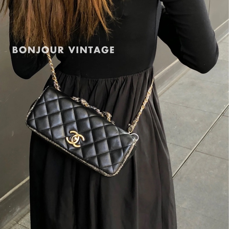 稀有款❤️ 香奈兒 #黑金 #滾邊 #CF #法棍包-1