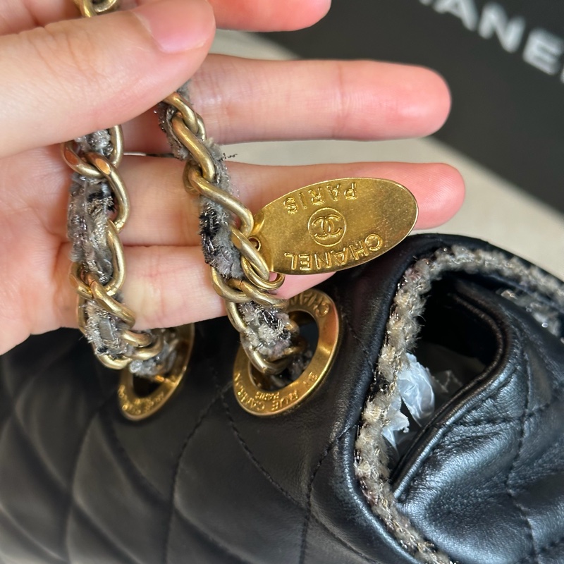 稀有款❤️ 香奈兒 #黑金 #滾邊 #CF #法棍包-17