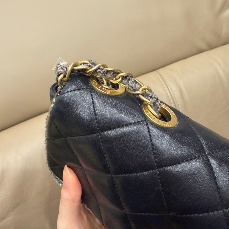 稀有款❤️ 香奈兒 #黑金 #滾邊 #CF #法棍包-24