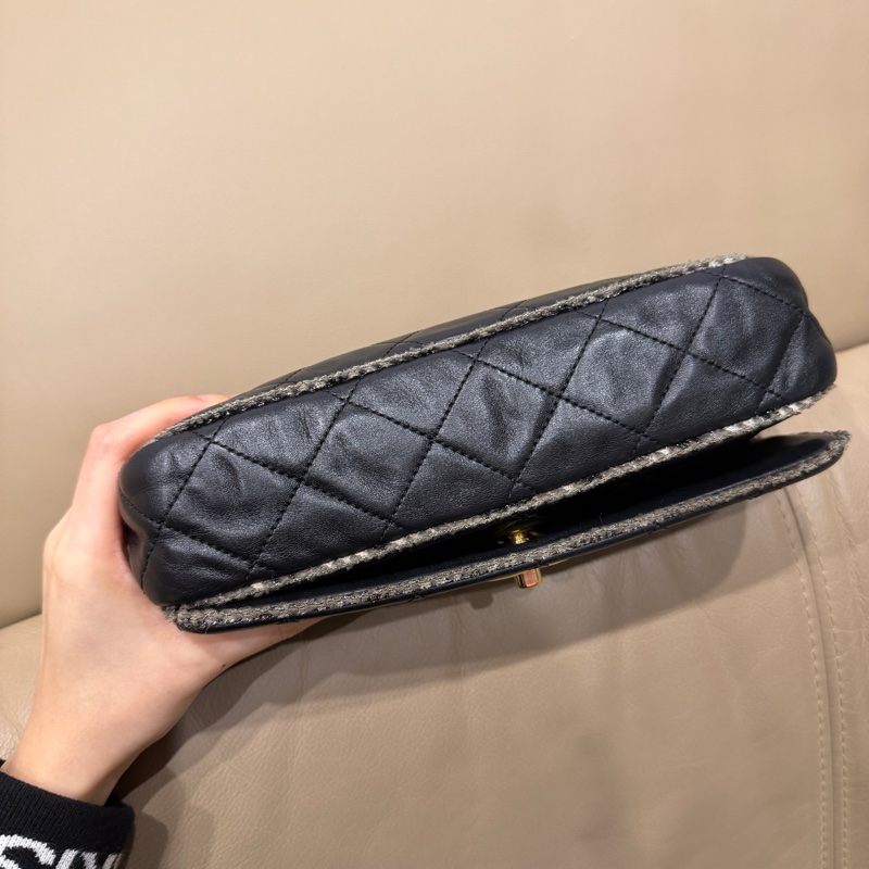 稀有款❤️ 香奈兒 #黑金 #滾邊 #CF #法棍包-31