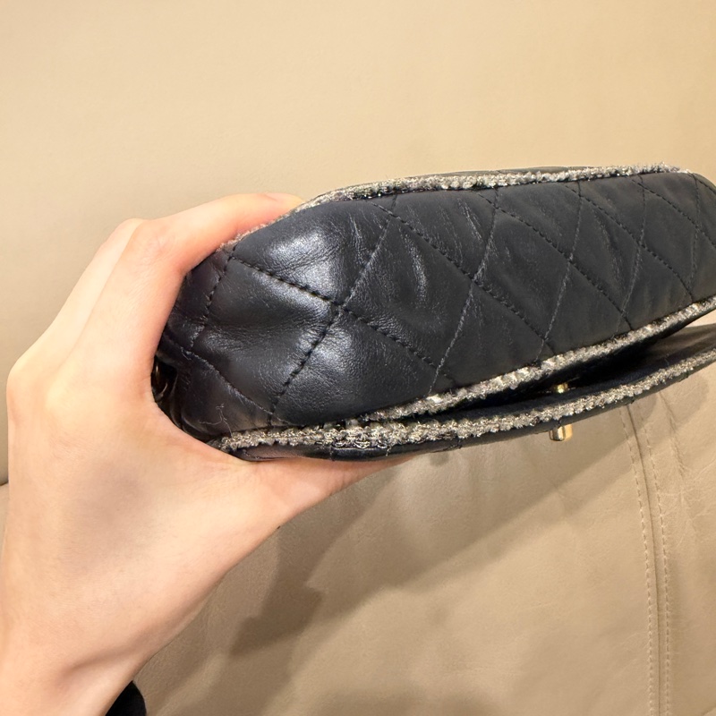 稀有款❤️ 香奈兒 #黑金 #滾邊 #CF #法棍包-32