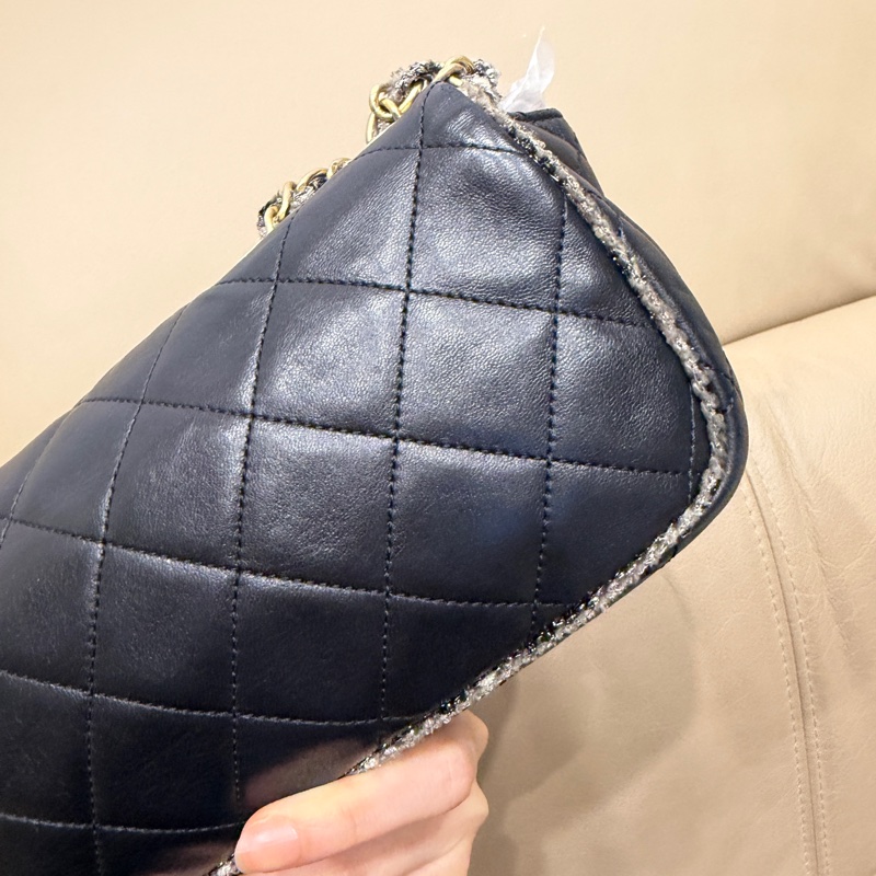 稀有款❤️ 香奈兒 #黑金 #滾邊 #CF #法棍包-36