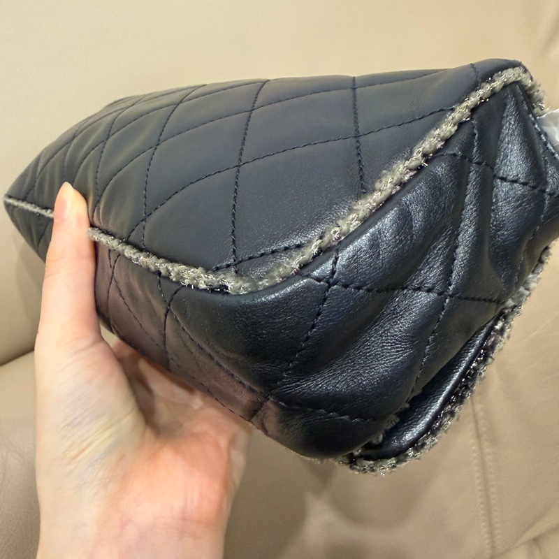 稀有款❤️ 香奈兒 #黑金 #滾邊 #CF #法棍包-38