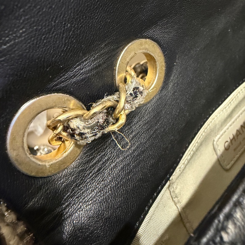 稀有款❤️ 香奈兒 #黑金 #滾邊 #CF #法棍包-49