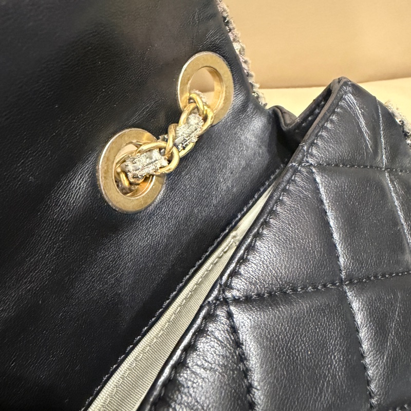 稀有款❤️ 香奈兒 #黑金 #滾邊 #CF #法棍包-50