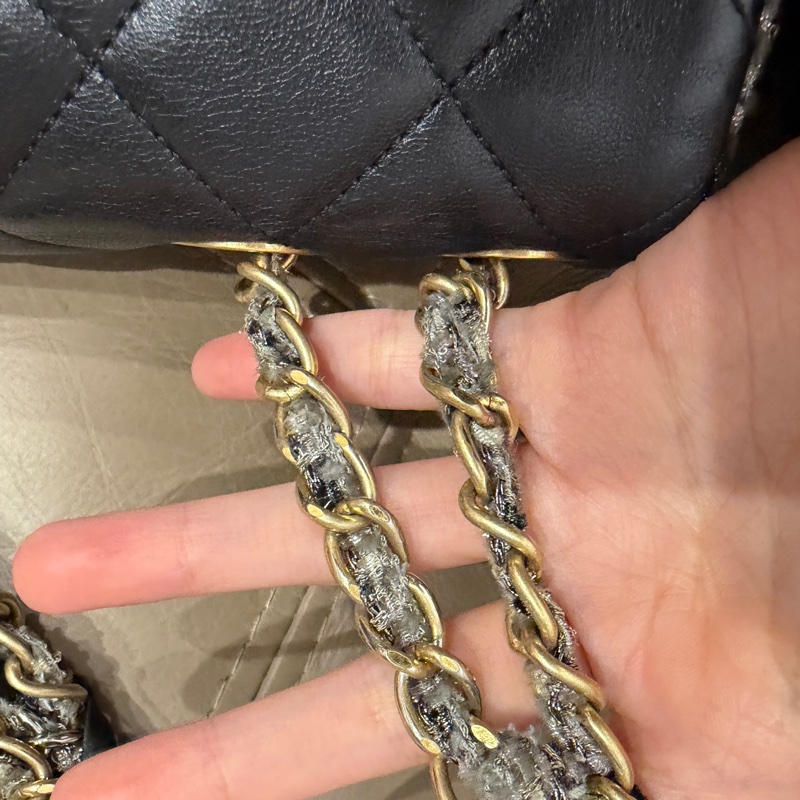 稀有款❤️ 香奈兒 #黑金 #滾邊 #CF #法棍包-66