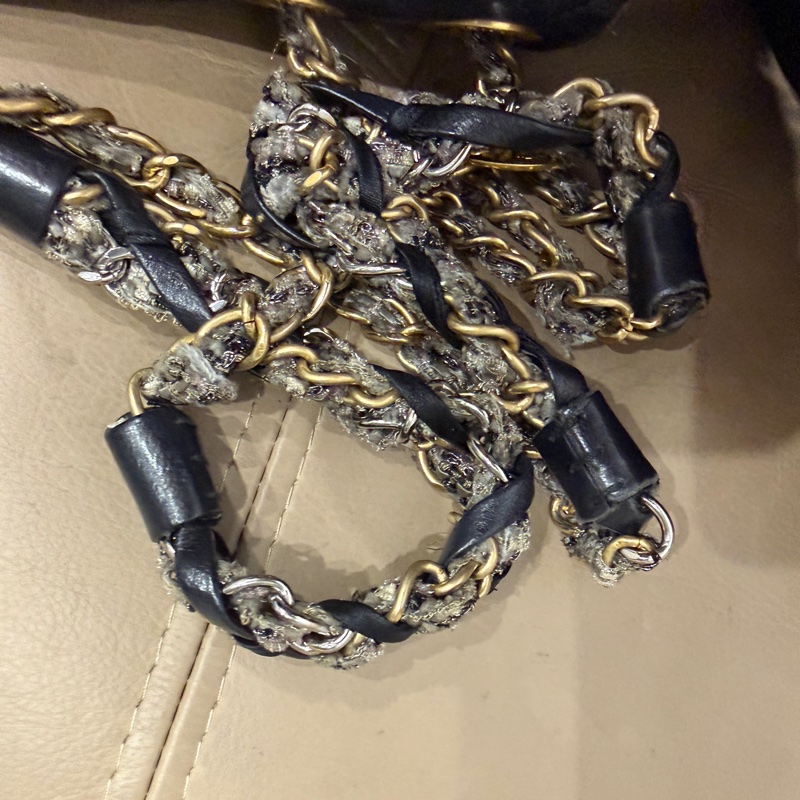 稀有款❤️ 香奈兒 #黑金 #滾邊 #CF #法棍包-70