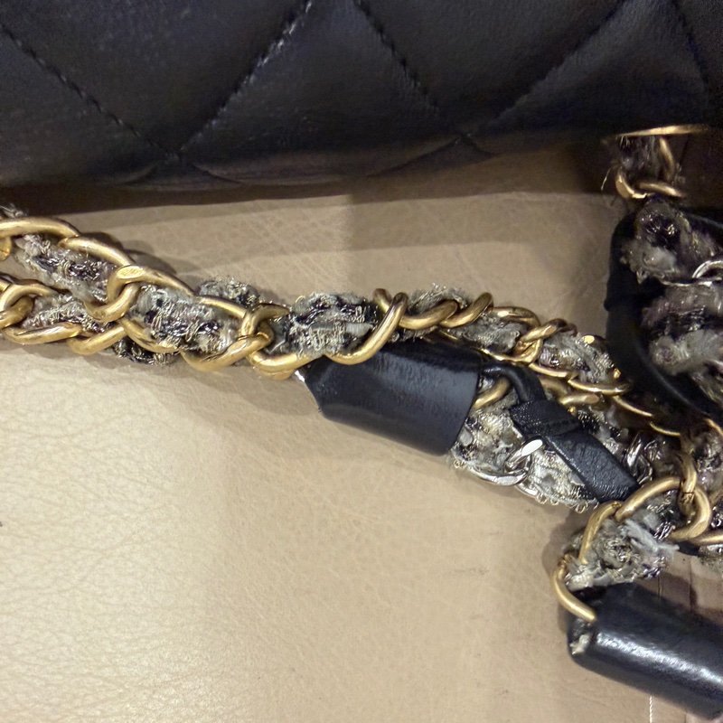 稀有款❤️ 香奈兒 #黑金 #滾邊 #CF #法棍包-71