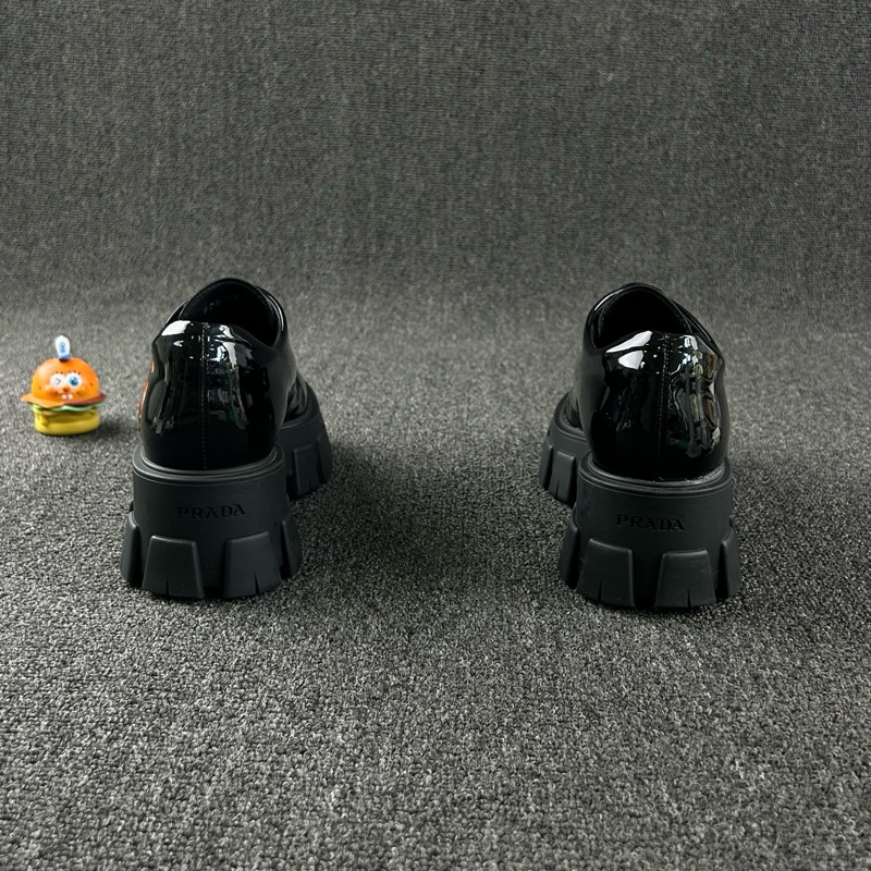 Prada普拉達樂福鞋黑色齒輪厚底鞋 尺碼38-3
