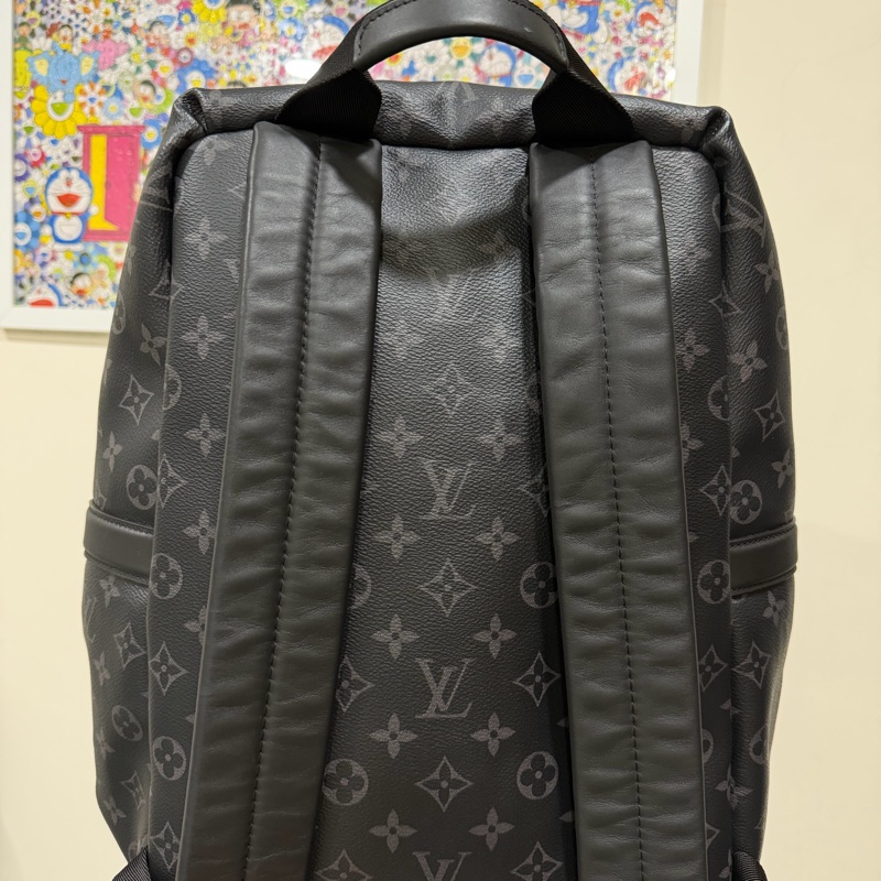 Louis Vuitton黑花後背包芯片款-1