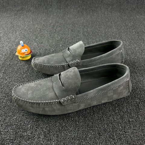 Louis Vuitton路易威登灰色樂福鞋 尺碼：44