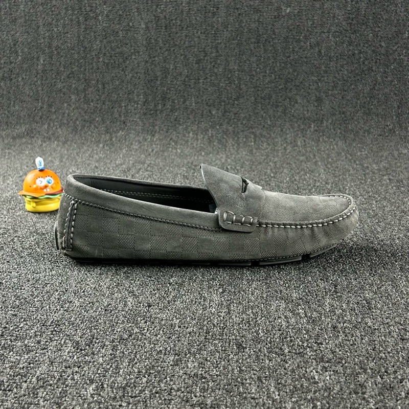 Louis Vuitton路易威登灰色樂福鞋 尺碼：44-3