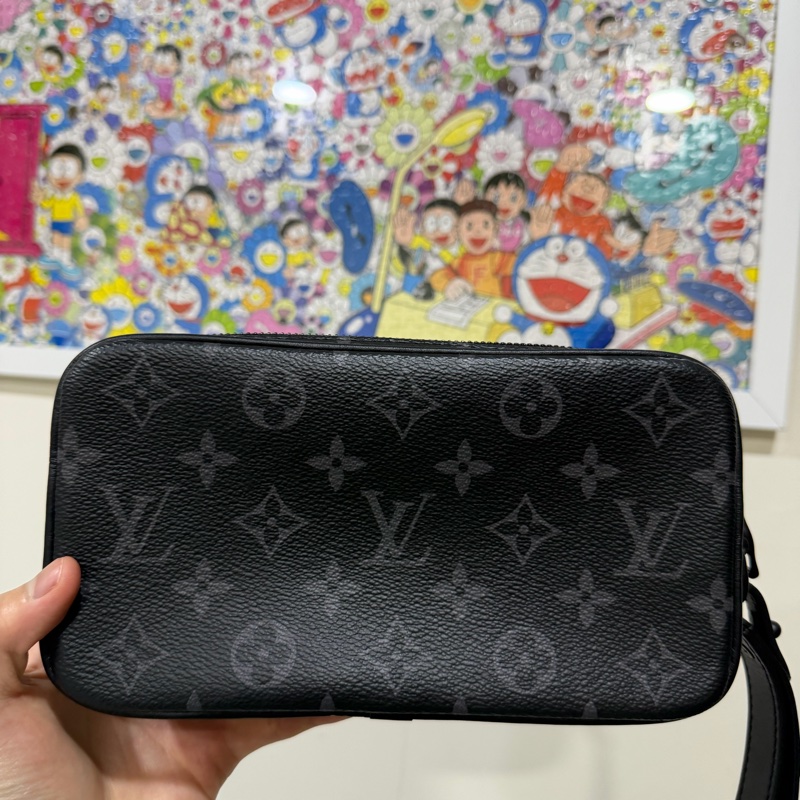 Louis Vuitton黑花手拿包芯片款-0