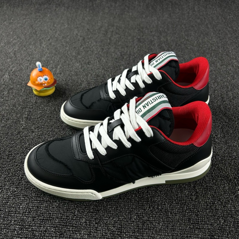 全新閑置品未使用Dior迪奧黑紅休閒鞋 尺碼38-0