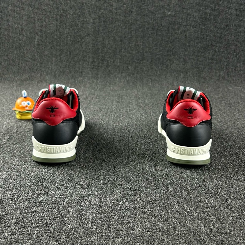 全新閑置品未使用Dior迪奧黑紅休閒鞋 尺碼38-9