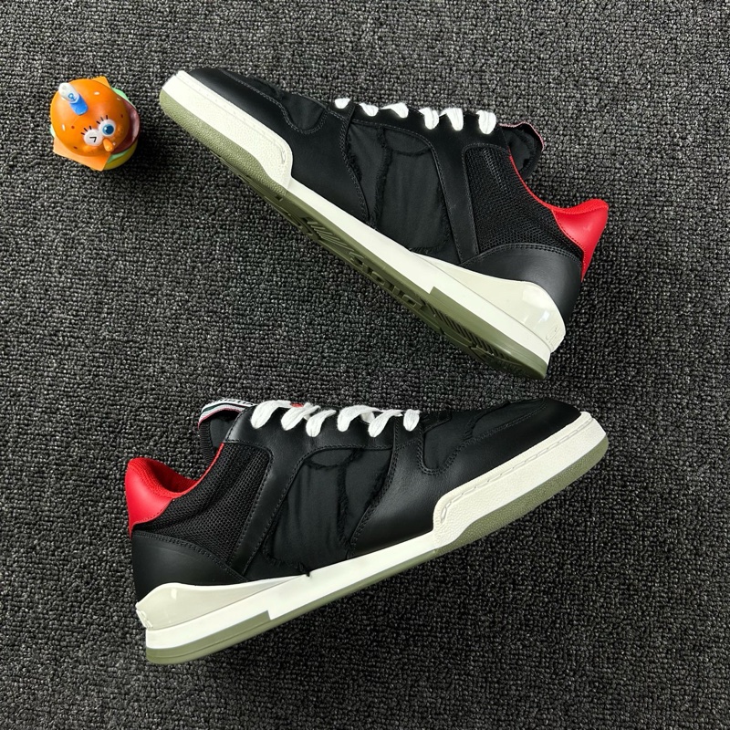 全新閑置品未使用Dior迪奧黑紅休閒鞋 尺碼38-10