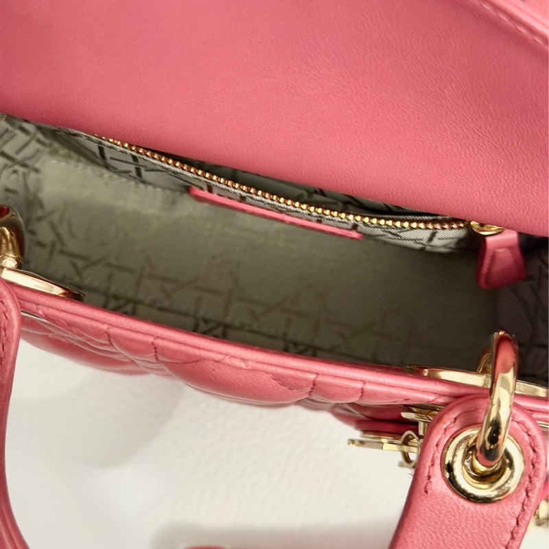 99新超美❤️ Dior #lady #乾燥玫瑰粉 #戴妃包 #三格-13