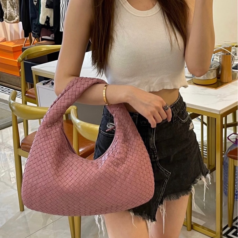 「JL精品代購」98新 BV 粉色編織和尚包-1