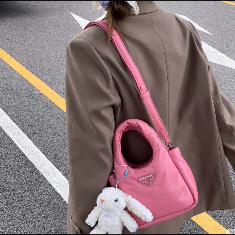 全新🈶購證🌟 prada #櫻花粉 #粉色 #泡芙 #菜籃子-0