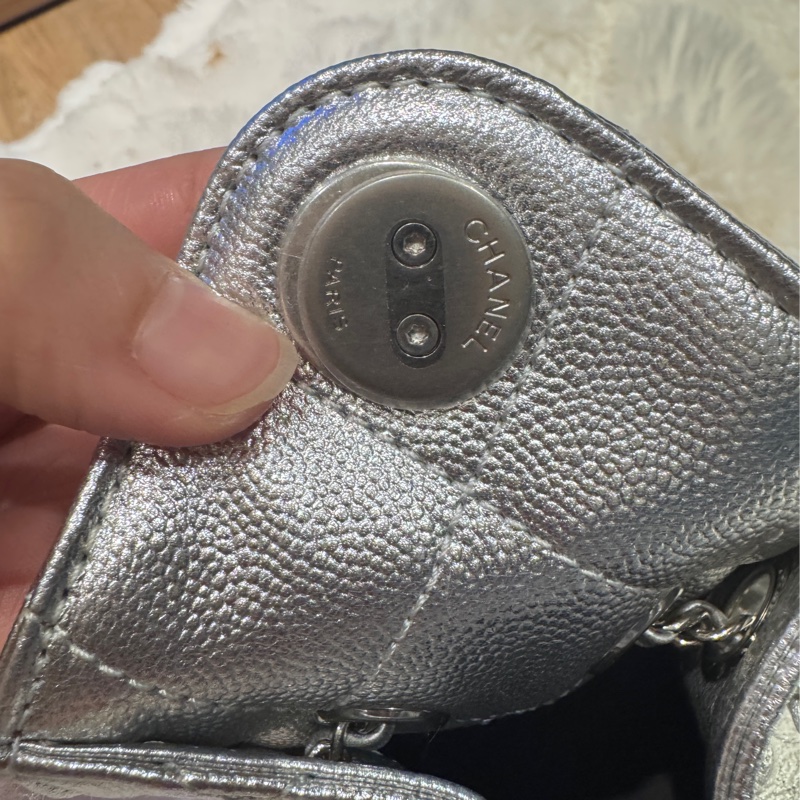 香奈兒 CHANEL 25 mini  全新台灣專櫃正品 季節限定 亮銀-15