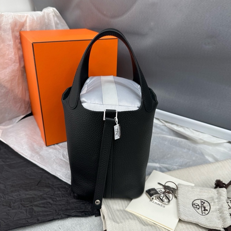 全新全配🈶23年購證❤️ 愛馬仕 #黑銀 #菜籃子 18cm #picotin #hermes-6