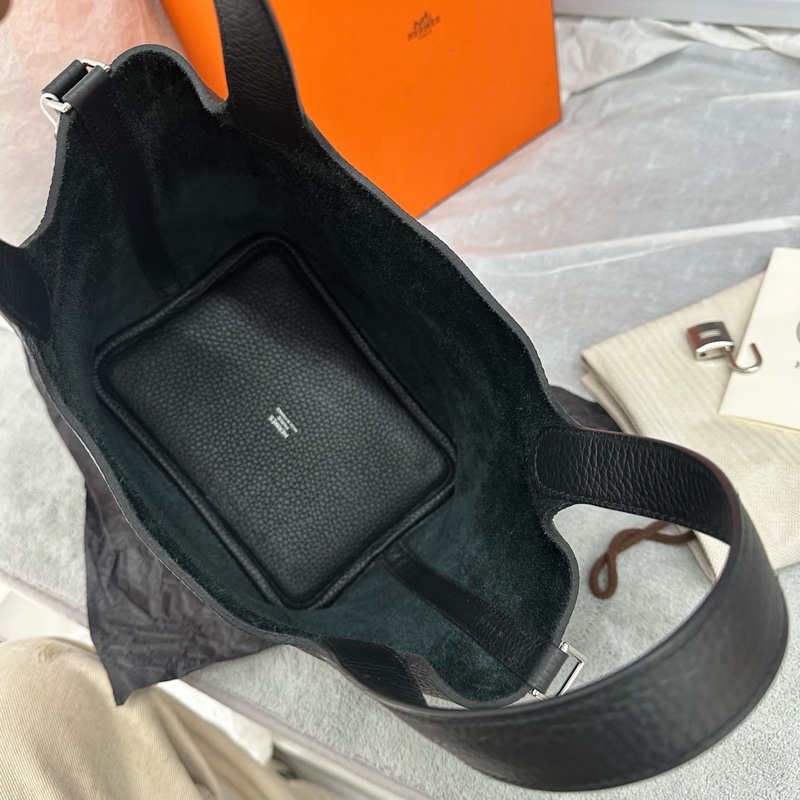 全新全配🈶23年購證❤️ 愛馬仕 #黑銀 #菜籃子 18cm #picotin #hermes-9
