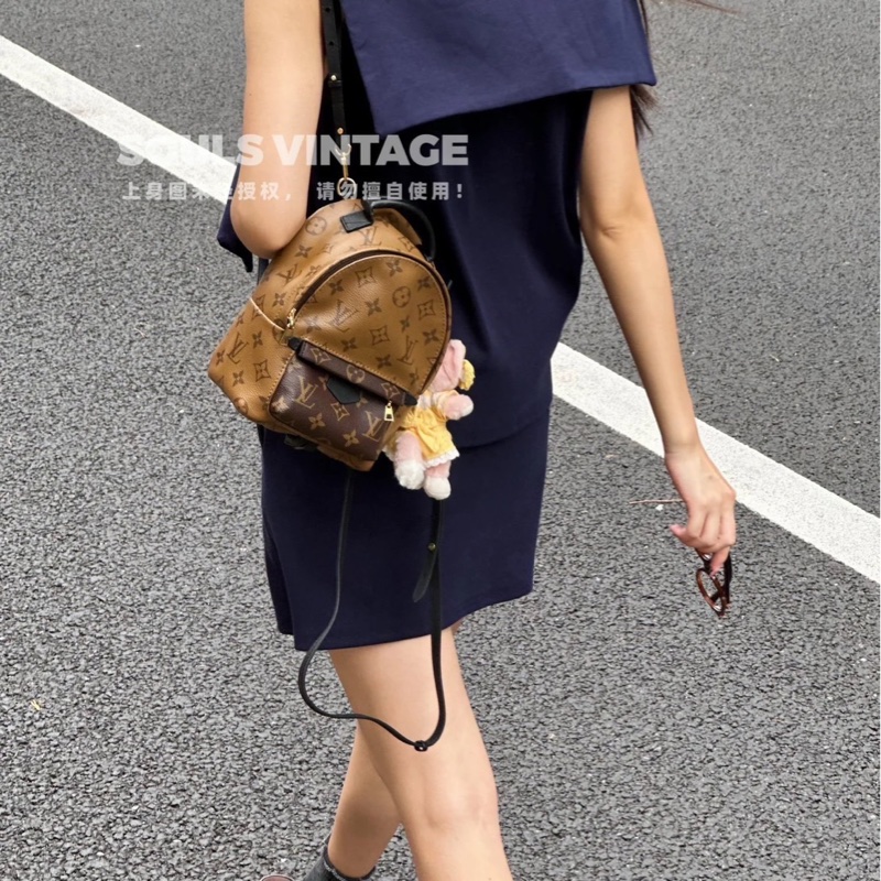 LV M44872 拼色mini小書包 後背包 焦糖色限量款-2