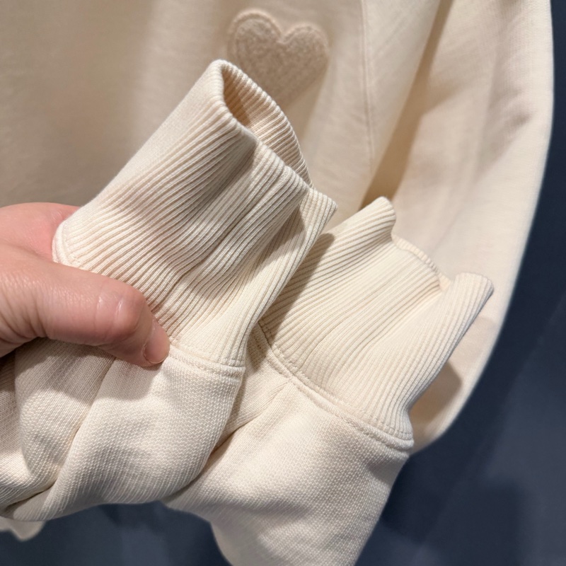 Ami 立體刺繡經典愛心A 大學T 奶-4