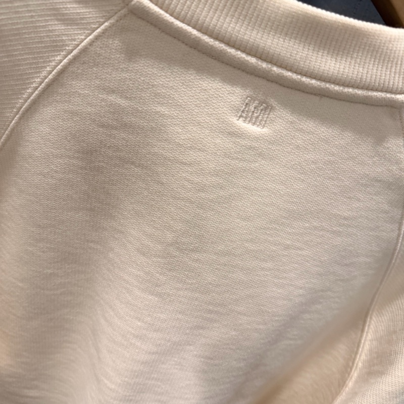 Ami 立體刺繡經典愛心A 大學T 奶-6