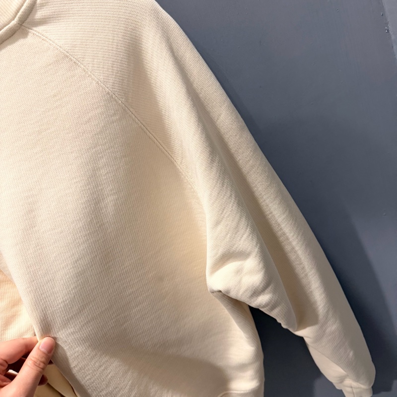 Ami 立體刺繡經典愛心A 大學T 奶-11