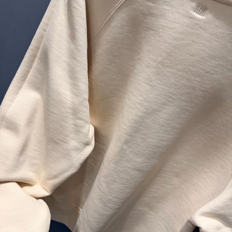 Ami 立體刺繡經典愛心A 大學T 奶-13