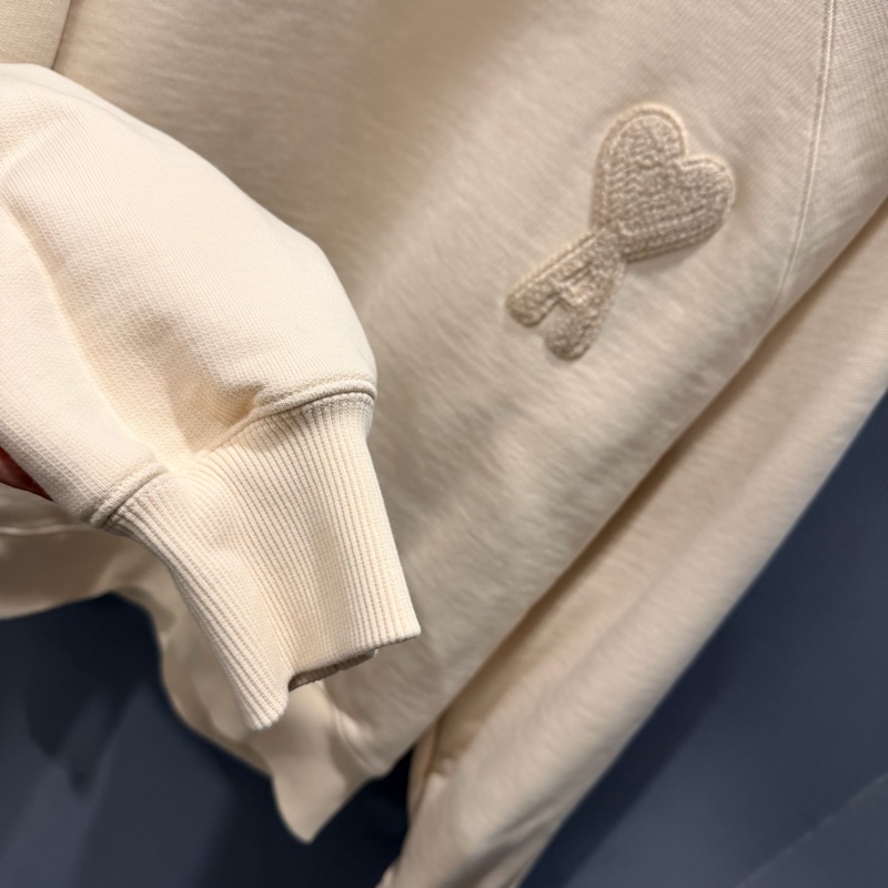 Ami 立體刺繡經典愛心A 大學T 奶-14