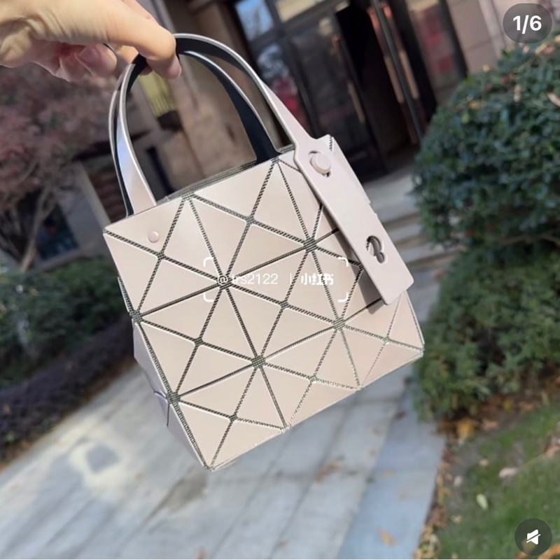 全新全配❤️ #isseymiyake #三宅一生 #香檳粉 #托特 #鑽石包 小號-3