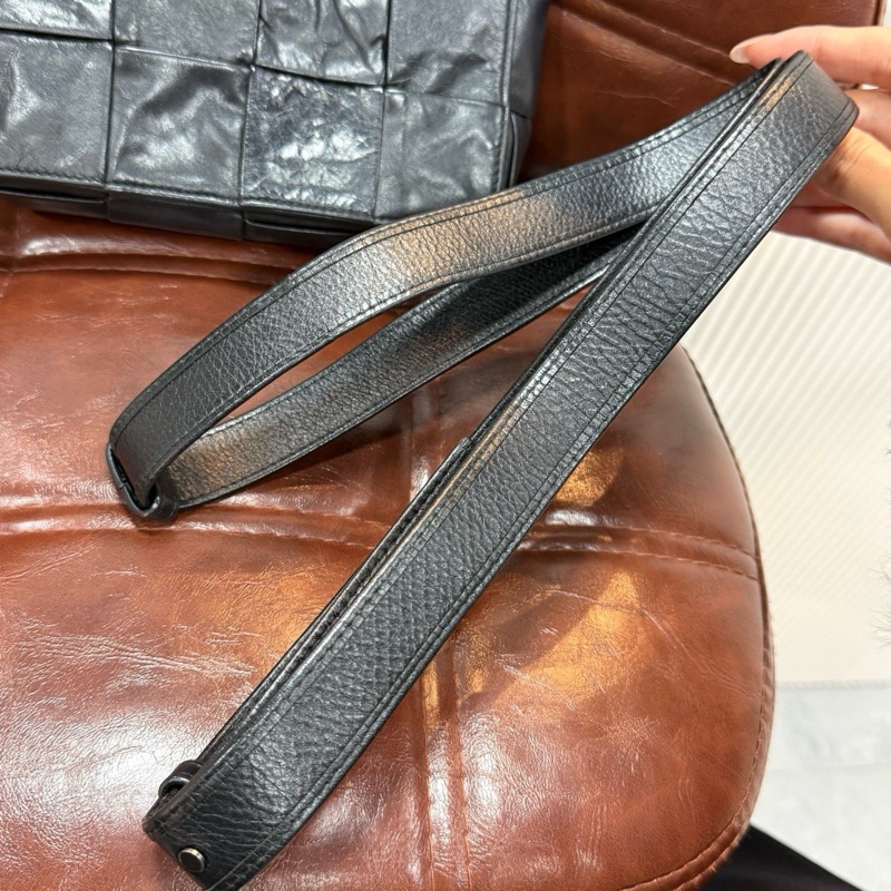 BOTTEGA VENETA BV 葆蝶家 Cassette 編織8格相機包/胸腰包-7