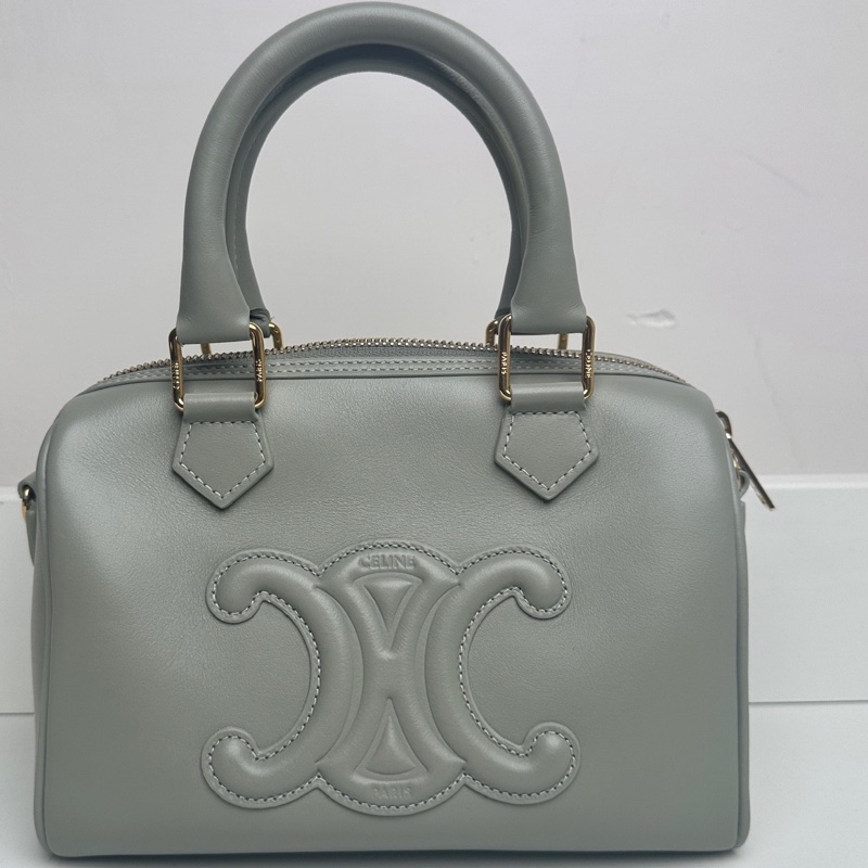 賽琳/Celine BOSTON TRIOMPHE小號光滑牛皮革波士頓包 113773DU3.29AG 牛皮革,翻毛牛皮革襯里 8 x 6 x 4英吋(20 x 14 x 10釐米) 有肩帶。-7