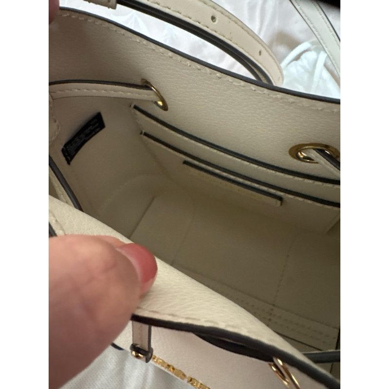 【全新❤️可議價】MICHAEL KORS 水桶包-白色限量款-1
