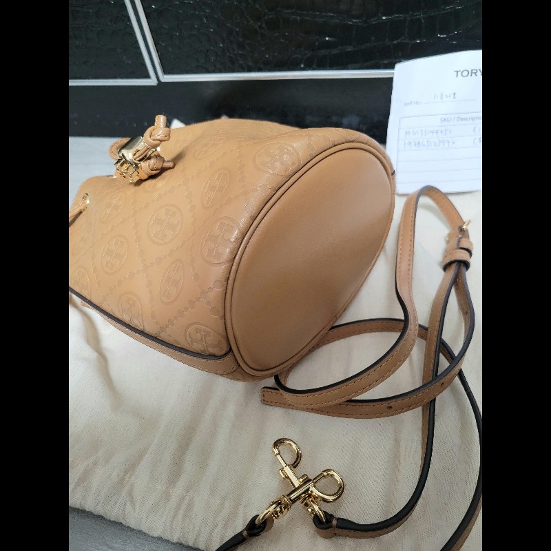 正品 Tory Burch 水桶包水桶袋 Monogram Leather Mini Bucket Bag-8