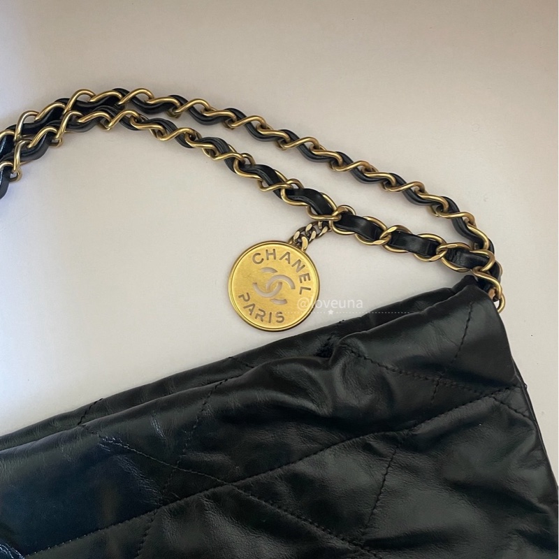 NS級-全新閒置品 Chanel 22bag黑金小號-3