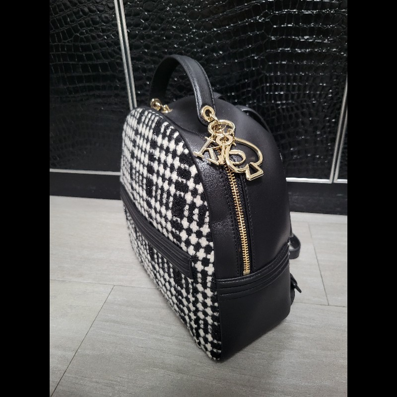 Kate Spade 黑白復古格紋牛皮包 背包 背囊 backpack-1