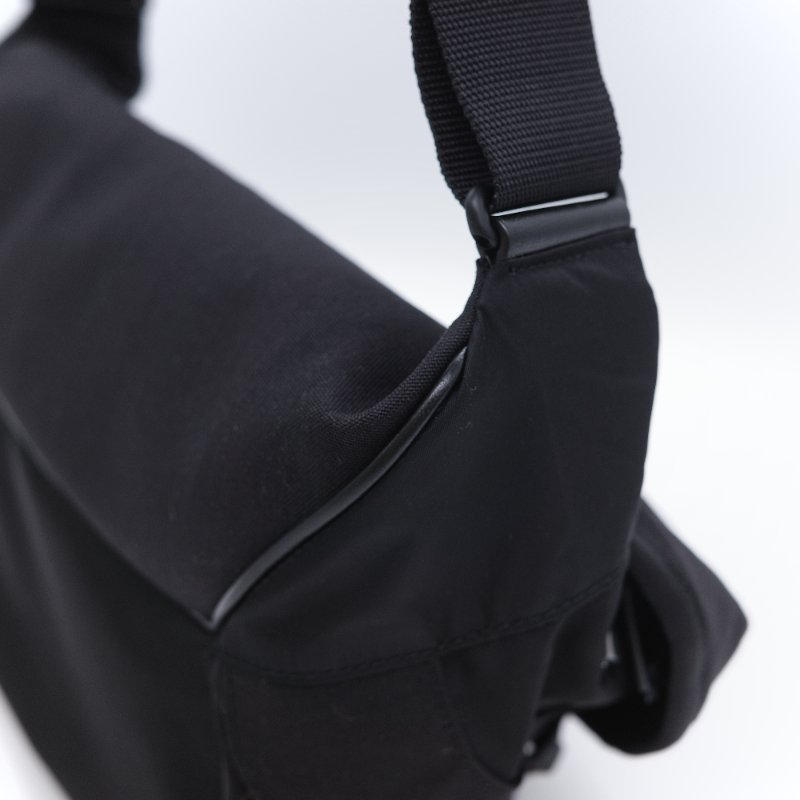 Saint Laurent 聖羅蘭 Bodybag 黑色 尼龍機能 腰包 胸包-12