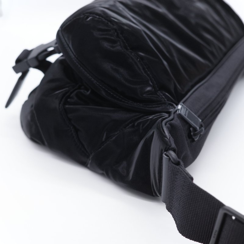 Saint Laurent 聖羅蘭 Bodybag 黑色 漆皮機能 腰包 胸包-6